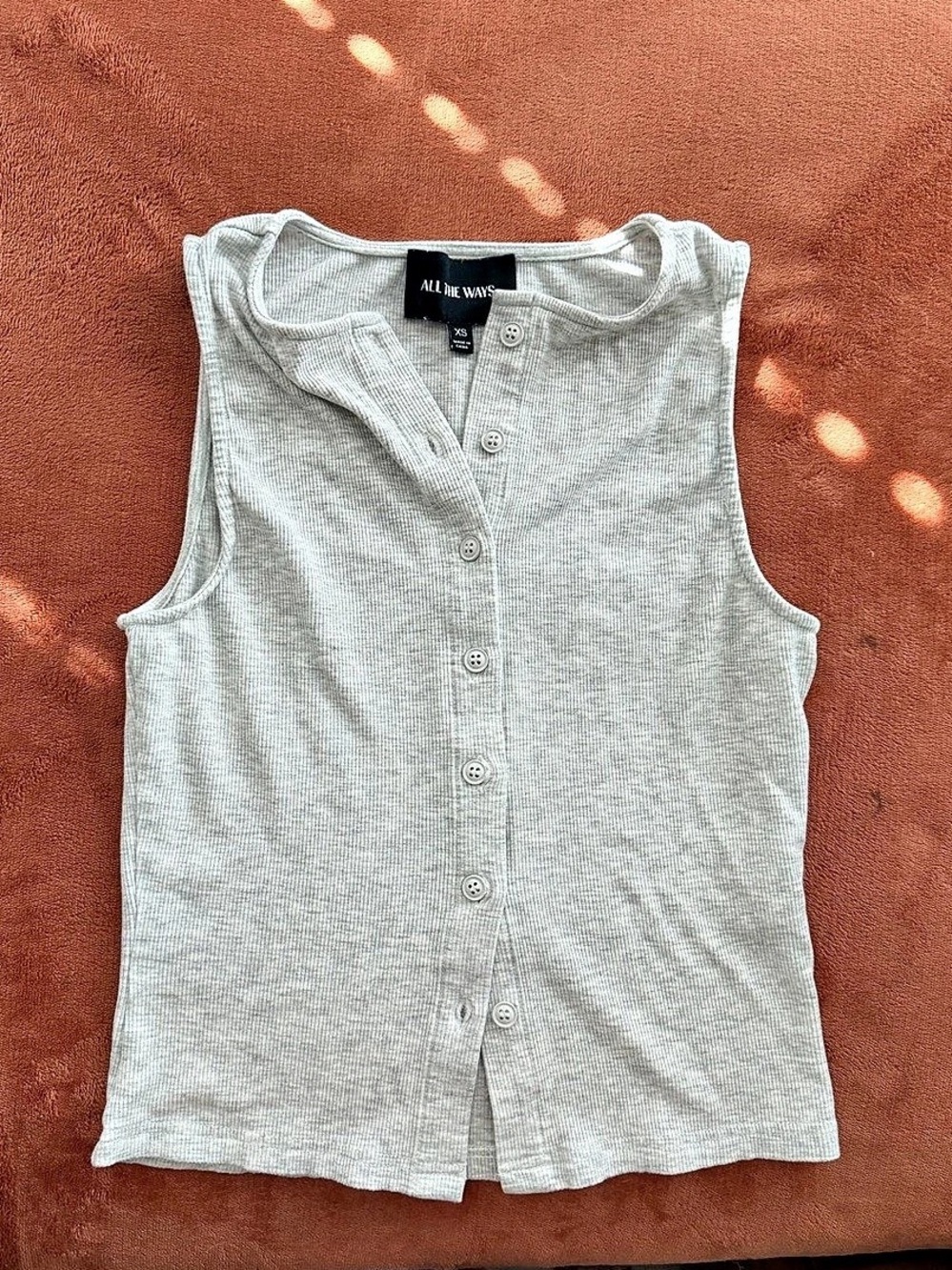 ALL THE WAYS Paula Ribbed Button Front Tank Top Vest in Gray Size XS